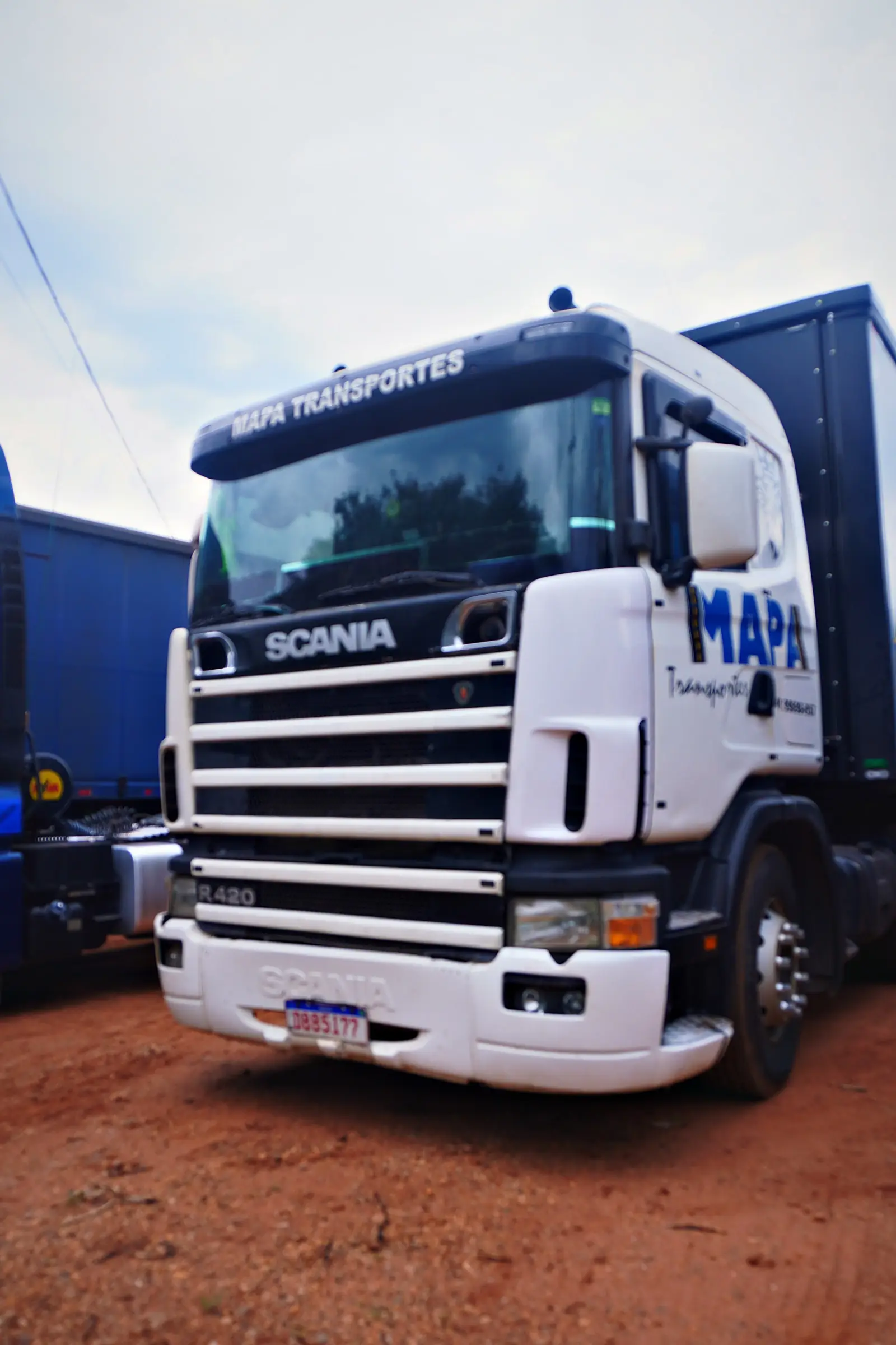 Caminhão DAF da Mapa Transportes em viagem de lotação, atendimento em Canitar